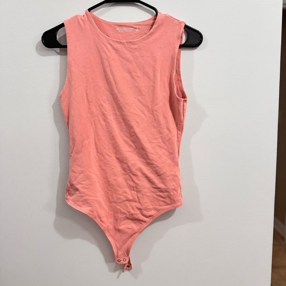 Abercrombie & Fitch Pink Bodysuit Size Medium